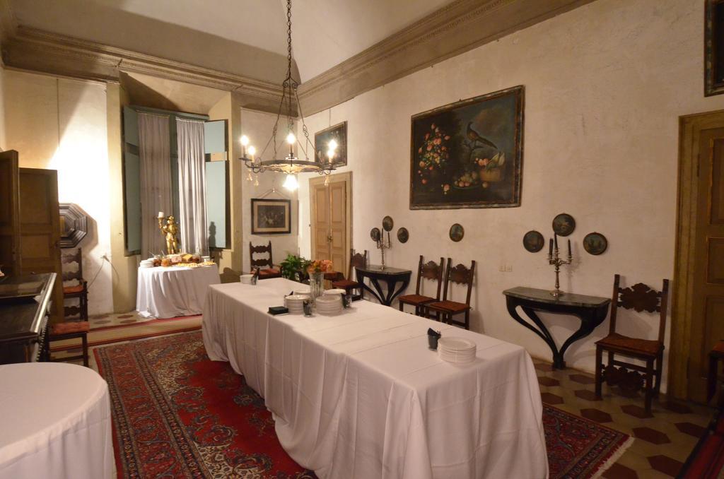 Palazzo Castiglioni Luxury Suite And Rooms Мантова Екстериор снимка